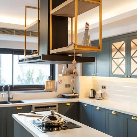 Liv * マルマリス