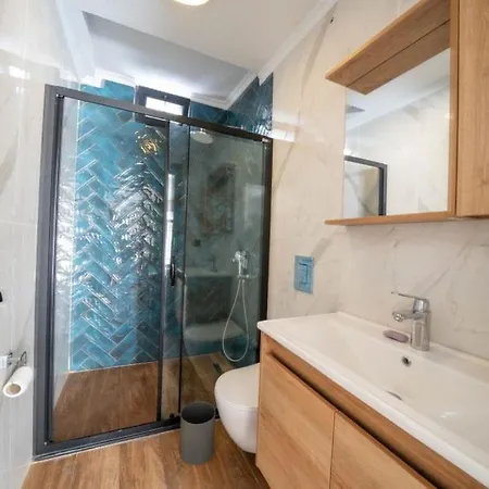 ヴィラ Liv マルマリス