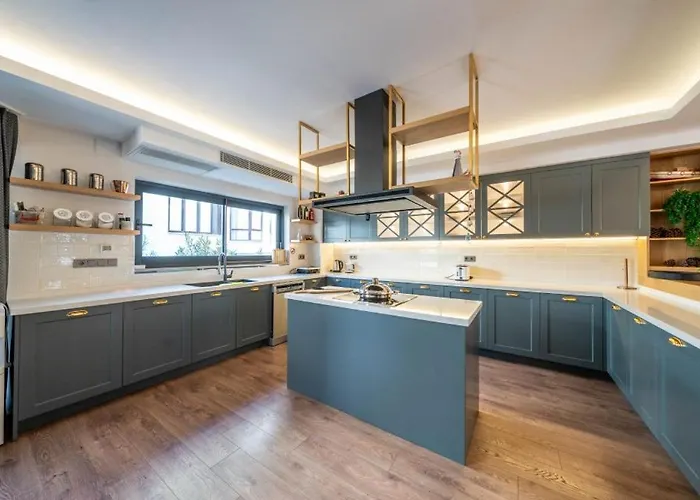 Liv * マルマリス